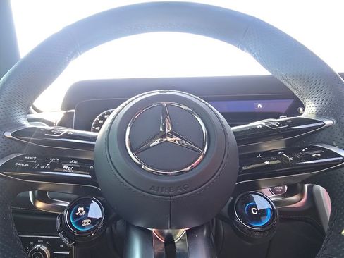 Used 2025 Mercedes-Benz G 63 AMG 4MATIC image 30