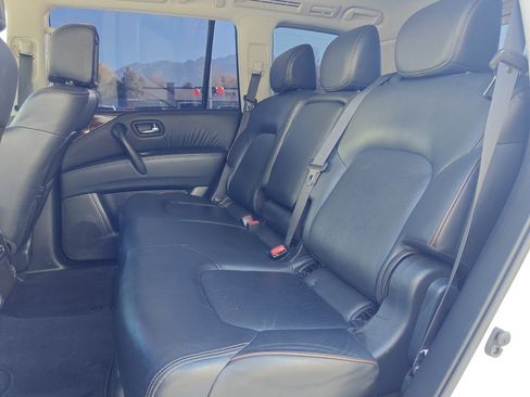 Used 2020 Nissan Armada Platinum w/ Interior Lighting Package image 25