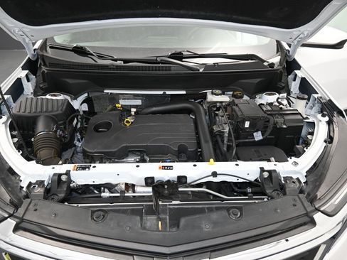 Used 2024 Chevrolet Equinox LT image 25