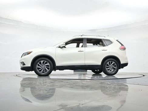 Used 2016 Nissan Rogue SL w/ SL Premium Package image 35