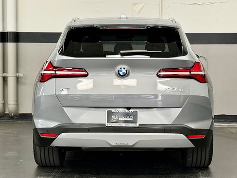 Used 2025 BMW X3 xDrive30 w/ Convenience Package AWD/4WD image 11
