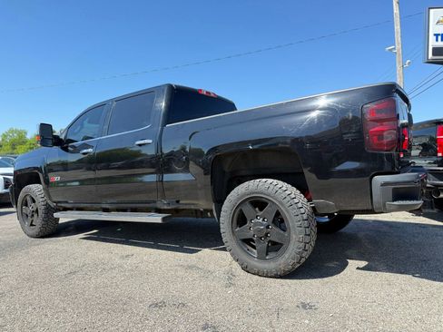 Used 2015 Chevrolet Silverado 2500 LTZ w/ Duramax Plus Package AWD/4WD image 4