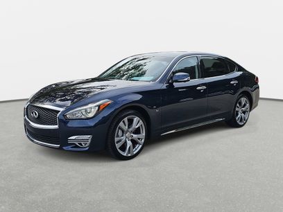 Used 2017 INFINITI Q70 L 3.7