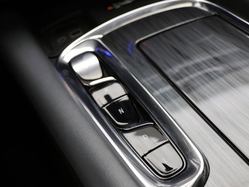 Used 2023 Buick Enclave Essence w/ Experience Buick Package image 25