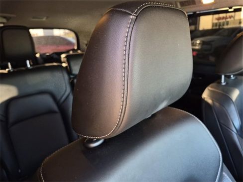 Certified 2023 Nissan Pathfinder SL w/ Lighting Package (N92) image 14