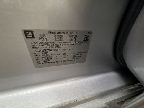 Used 2016 GMC Sierra 1500 SLE w/ SLE Value Package image 30