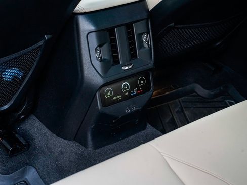 Used 2025 BMW X3 M50 w/ Premium Package image 18