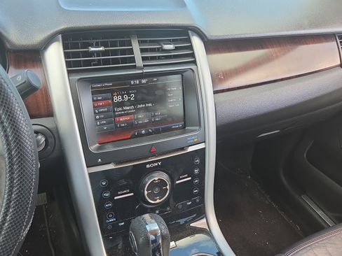Used 2013 Ford Edge Limited AWD/4WD image 27