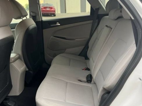 Used 2019 Hyundai Tucson SE FWD image 28