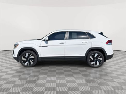 Certified 2025 Volkswagen Atlas Cross Sport SE AWD/4WD image 1