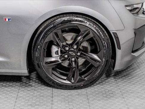 Used 2022 Chevrolet Camaro LT RWD image 28