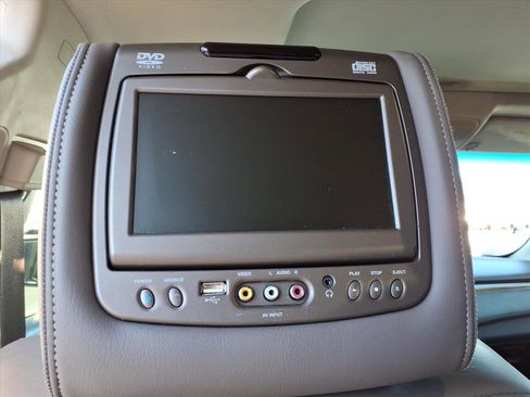 Used 2016 GMC Yukon Denali image 27