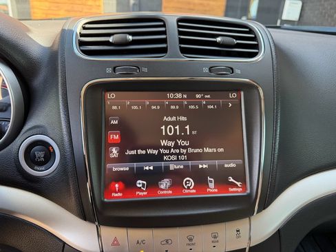 Used 2014 Dodge Journey Limited w/ Flexible Seating Group FWD image 40