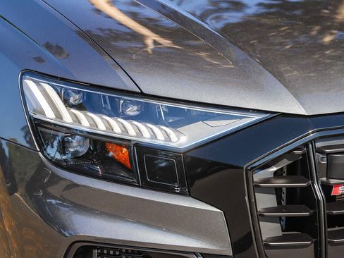 Used 2022 Audi SQ8 Prestige AWD/4WD image 4