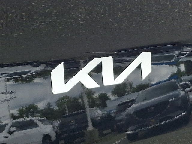 Used 2023 Kia EV6 GT-Line AWD/4WD image 31