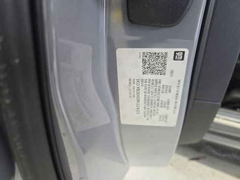 Certified 2024 Chevrolet Corvette Stingray w/ Z51 Performance Package image 11