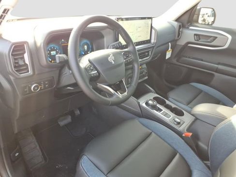 New 2025 Ford Bronco Sport Outer Banks w/ Outer Banks Tech Package+ AWD/4WD image 13