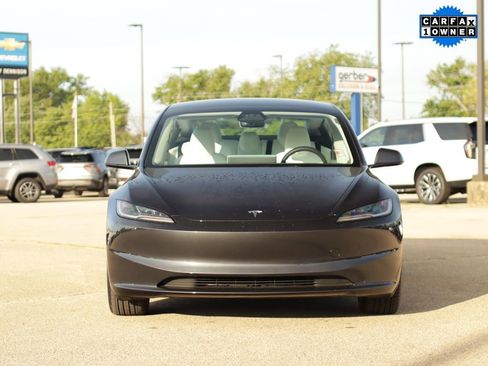 Used 2025 Tesla Model 3 Long Range RWD image 2
