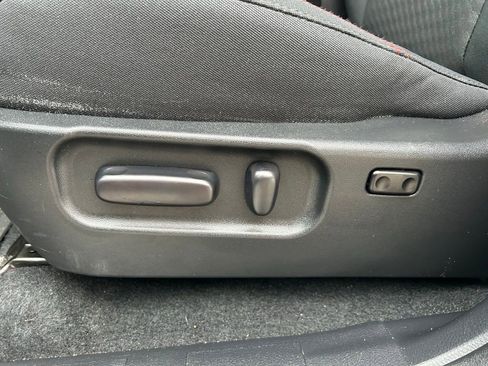 Certified 2023 Toyota Tacoma SR5 AWD/4WD image 16