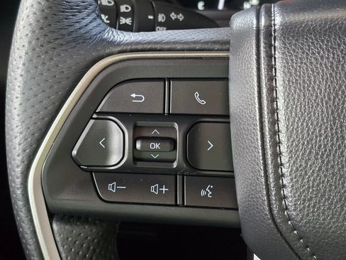 Used 2025 Toyota Tundra SR5 w/ TRD Off-Road Package AWD/4WD image 33