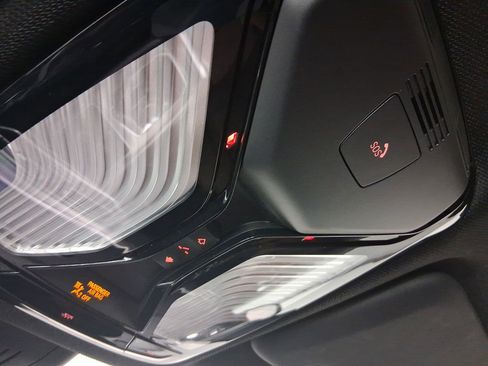 Used 2023 BMW X5 sDrive40i w/ Climate Comfort Package image 25