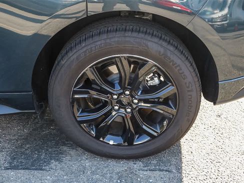 Used 2023 Ford Edge SE w/ Black Appearance Package image 10