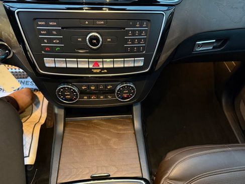 Used 2017 Mercedes-Benz GLS 63 AMG 4MATIC image 19