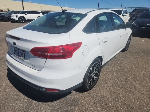Used 2018 Ford Focus SEL FWD image 12