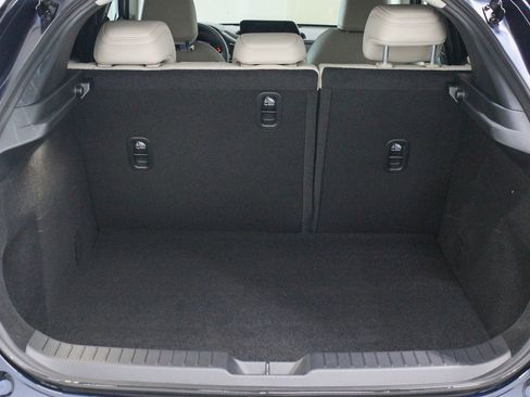 New 2025 MAZDA CX-30 AWD 2.5 S w/ Preferred Package image 19