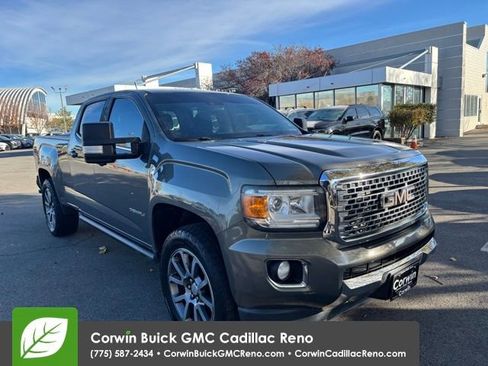 Used 2018 GMC Canyon Denali image 3