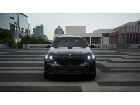 New 2026 BMW X5 sDrive40i w/ M Sport Package image 3