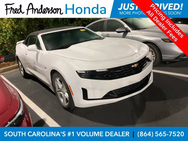 Used 2023 Chevrolet Camaro LT RWD image 1