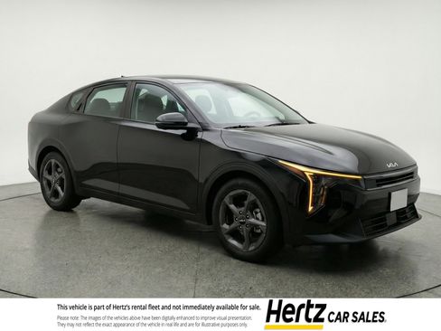 Used 2025 Kia K4 FWD image 1
