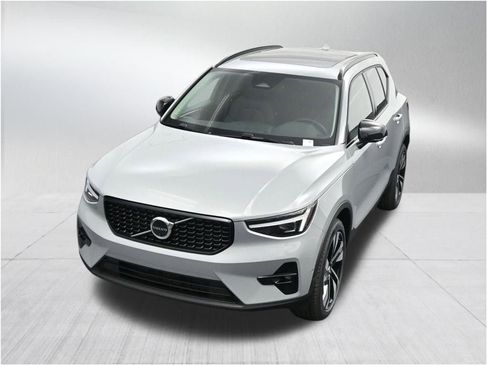New 2026 Volvo XC40 B5 Ultra AWD/4WD image 20