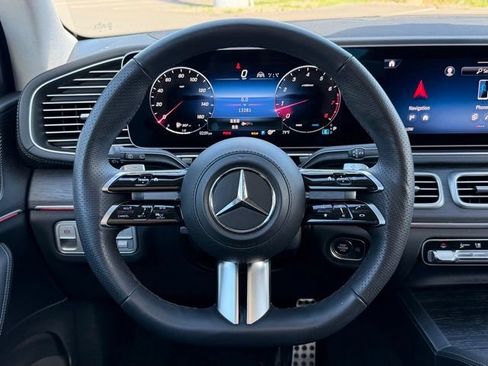 Used 2026 Mercedes-Benz GLS 450 4MATIC image 13