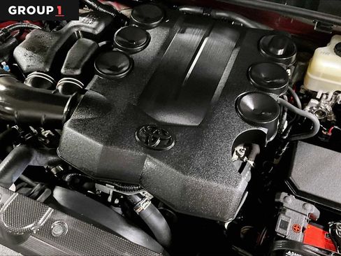 Used 2021 Toyota 4Runner Venture w/ Moonroof Package image 32