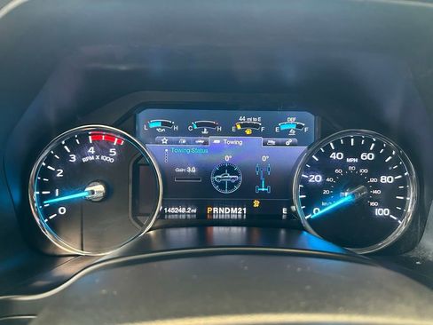 Used 2019 Ford F250 Lariat w/ Lariat Value Package image 27