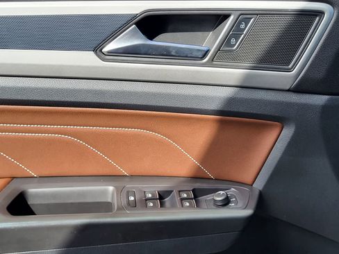 Used 2021 Volkswagen Atlas SE image 13