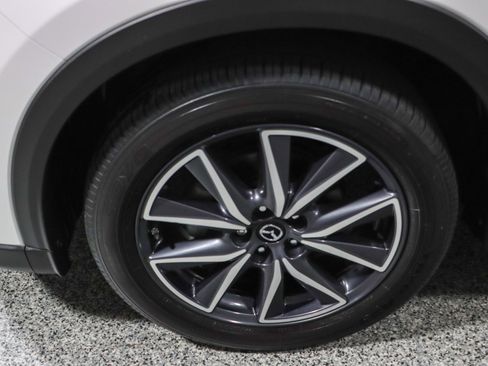 Used 2018 MAZDA CX-5 Grand Touring FWD image 11