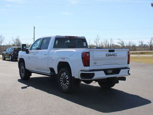 Used 2025 GMC Sierra 2500 Denali Ultimate image 7