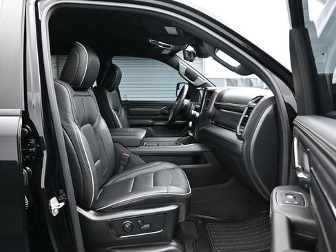 Used 2023 RAM 1500 Limited AWD/4WD image 13