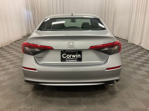 Used 2024 Honda Civic Sport image 5