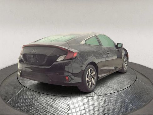 Used 2019 Honda Civic LX image 2