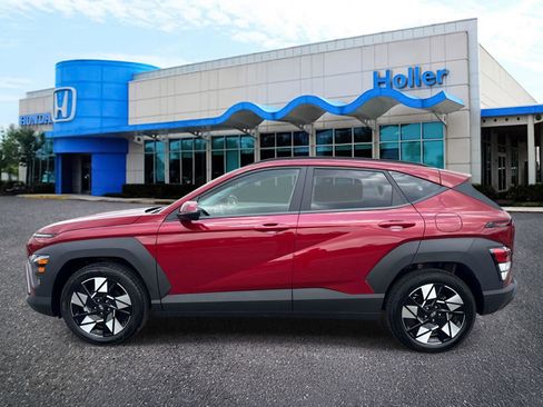 Used 2025 Hyundai Kona SEL image 7