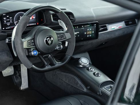 Used 2023 Maserati MC20 image 4