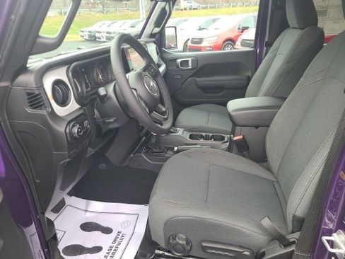 New 2026 Jeep Gladiator Sport image 12