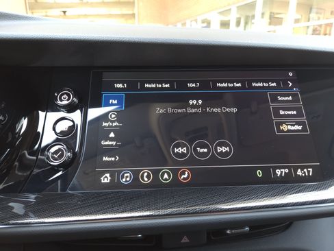Used 2023 Buick Envision Essence w/ Technology Package I AWD/4WD image 17