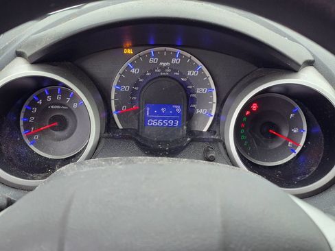 Used 2013 Honda Fit image 22