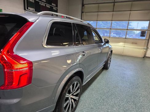 Used 2018 Volvo XC90 T6 Momentum w/ Convenience Package AWD/4WD image 7