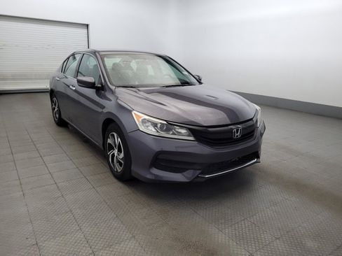 Used 2017 Honda Accord LX image 13